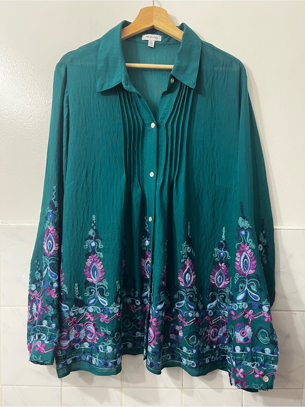 Rose & Everly Floral Embroidered Teal Lightweight Button Up Tunic Top 1X Boho